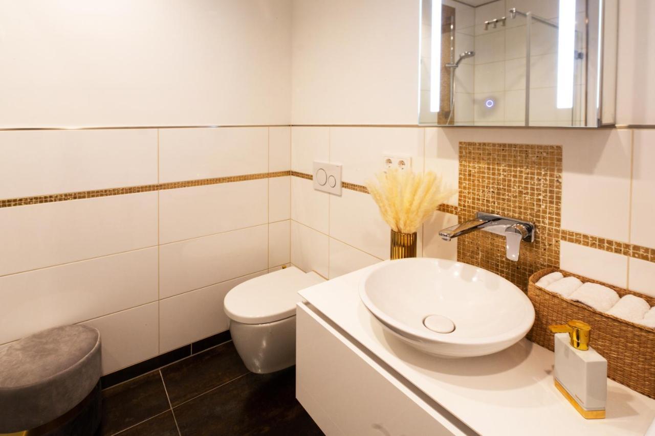 Neu! Gästezimmer In Mit Dach-terrasse *