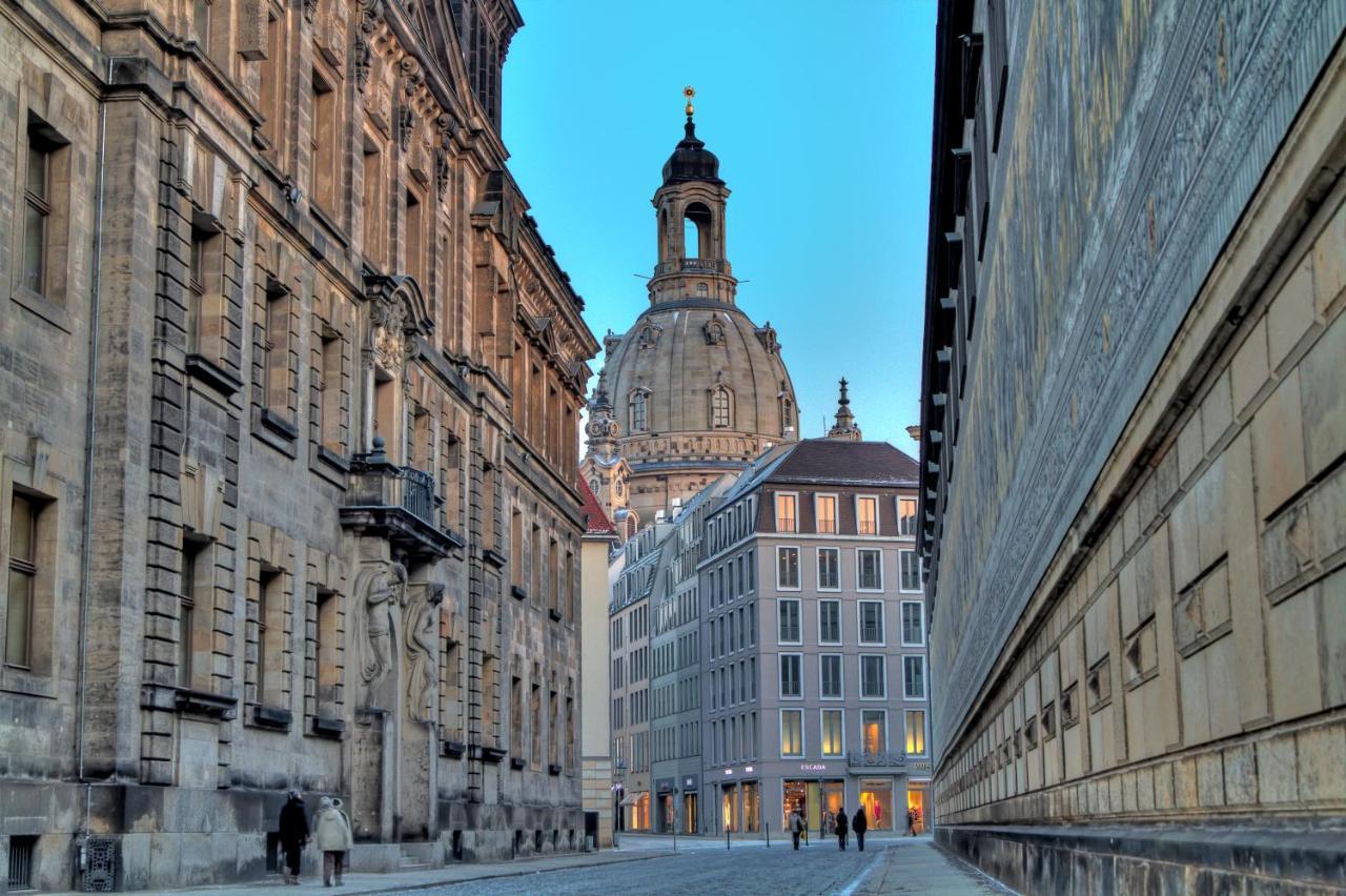 Neu! Gästezimmer In Mit Dach-terrasse Privatunterkunft Dresden